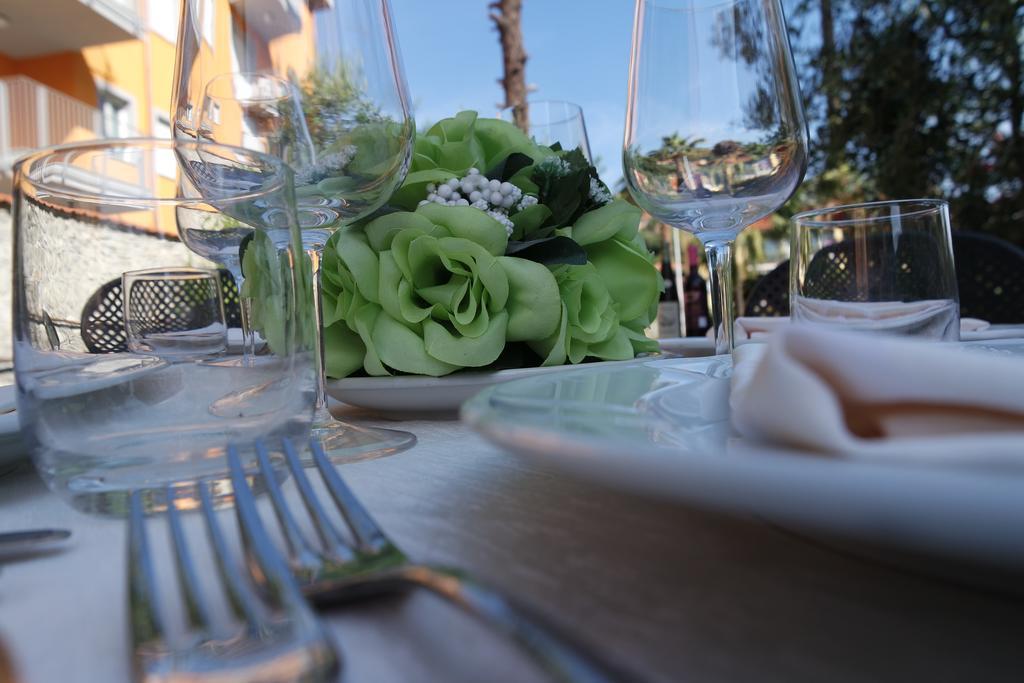 Hotel Villa San Giuseppe San Bartolomeo Al Mare Exteriér fotografie