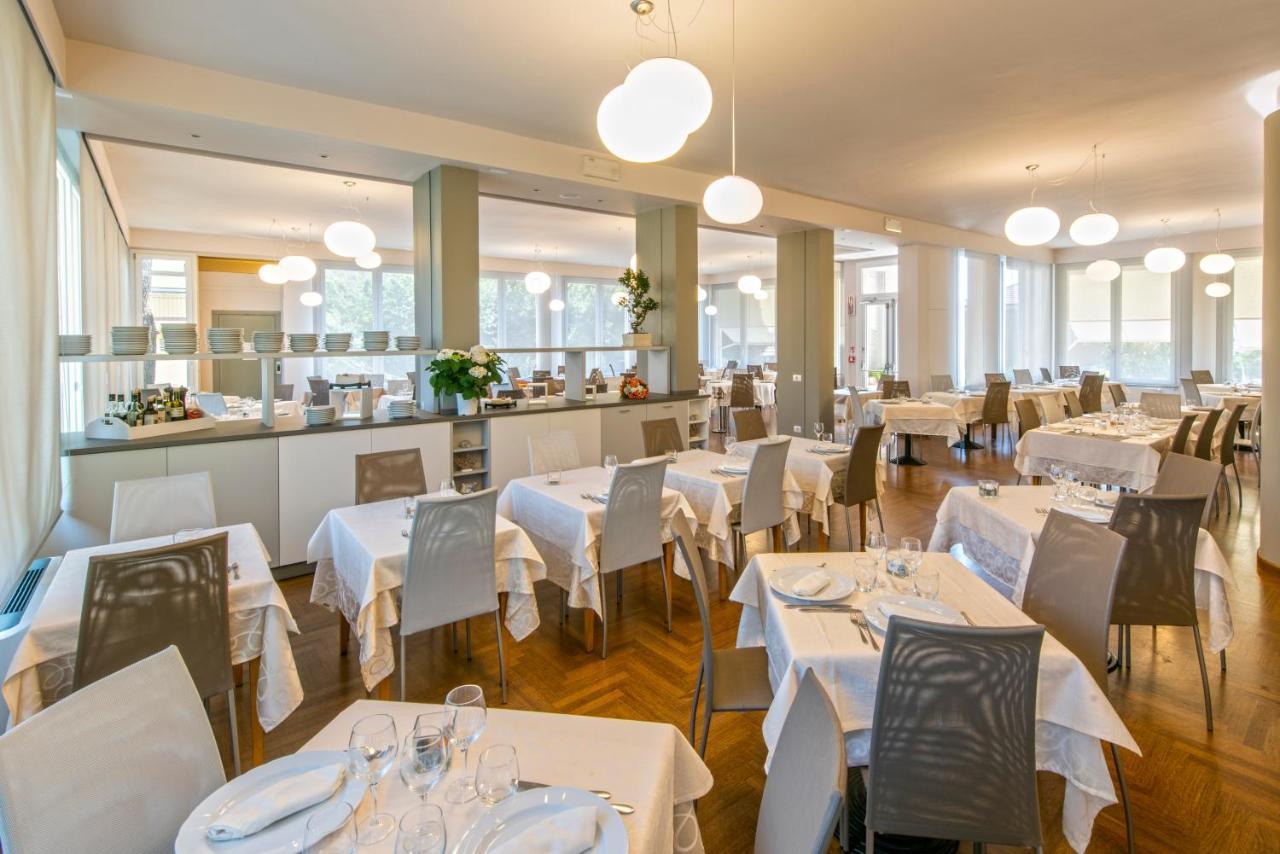 Hotel Villa San Giuseppe San Bartolomeo Al Mare Exteriér fotografie