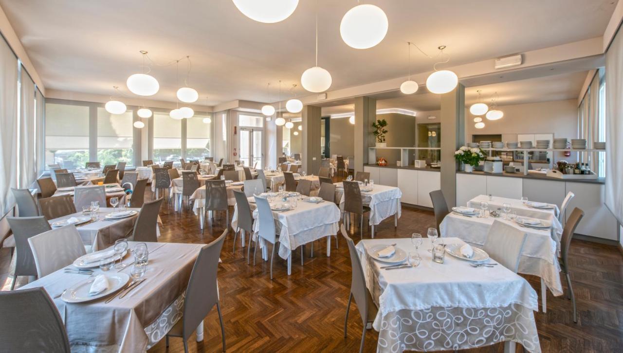 Hotel Villa San Giuseppe San Bartolomeo Al Mare Exteriér fotografie